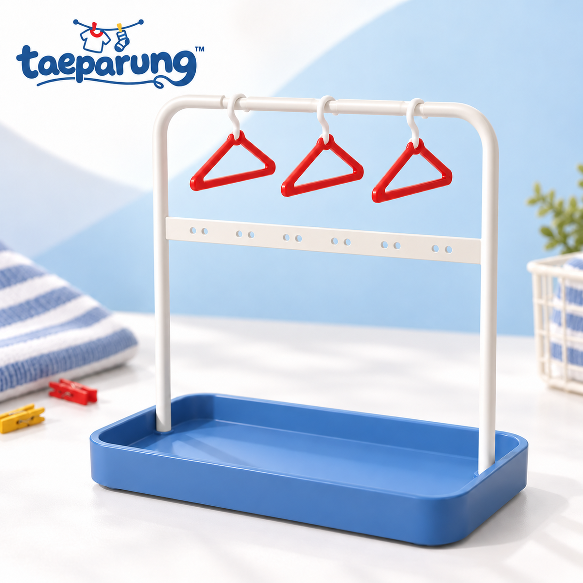 taeparung™ Hang It Up Mini Clothes Rack Jewelry Stand — Necklace Holder, Earring Organizer & Ring Tray with Mini Hangers